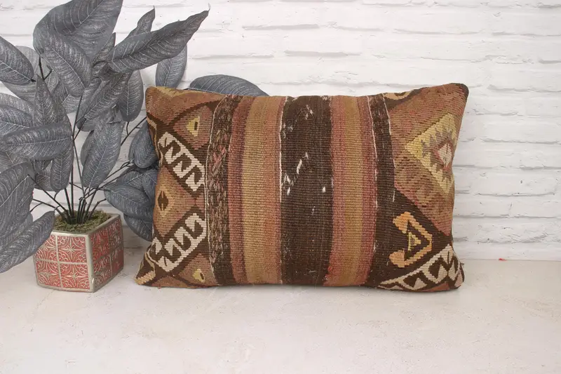 Vintage Kilim Pillow, Pillow for Couch, Throw Kilim Pillow, Crochet Pattern Cushion, 16x24 Brown Cushion Case, Toss Cushion, Cushion Case - 1