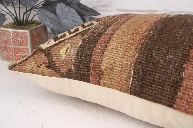 Vintage Kilim Pillow, Pillow for Couch, Throw Kilim Pillow, Crochet Pattern Cushion, 16x24 Brown Cushion Case, Toss Cushion, Cushion Case - 6