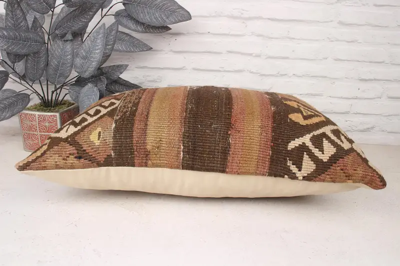 Vintage Kilim Pillow, Pillow for Couch, Throw Kilim Pillow, Crochet Pattern Cushion, 16x24 Brown Cushion Case, Toss Cushion, Cushion Case - 5