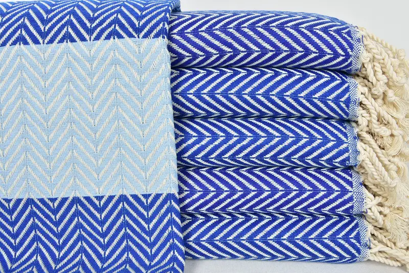 Bachelorette Party Favors, Eşarp Havlu, Kişiselleştirilmiş Nedime Hediyesi, 70x40 Pamuklu Chevron Havlu, Bachelor Bachelorette Party Favors, Yaz Havlusu - 1