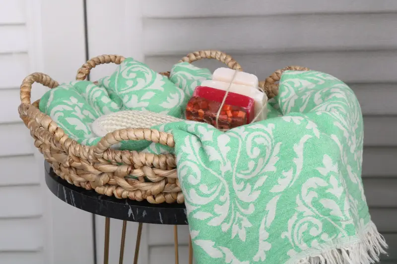 Beach Size Towel, Housewarming Gift, Christmas Gift, Family Gift Basket, 68x36 Cotton Baroque Towel, Bridesmaid Gift Towel, Bachelorette Party Gifts - 3