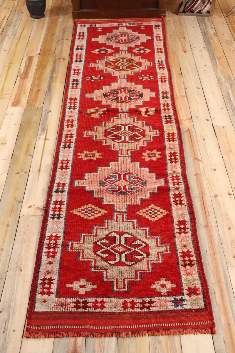2.9x11.7 ft Vintage Halı, Türk Yolluk Halısı, Kırmızı Çiçekli Yün Halı - 1