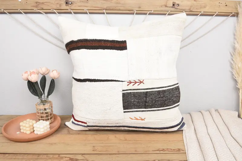 Handwoven Pillow Sham, Vintage Kilim Throw Pillow, Cushion Case, 28x28 White Pillow Sham, Vintage Pillow, Interior Designer Pillow - 2