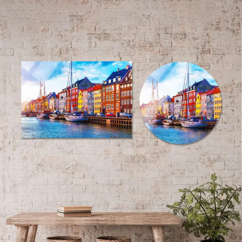 Lienzo vibrante de Dinamarca: edificios coloridos y paisajes escénicos