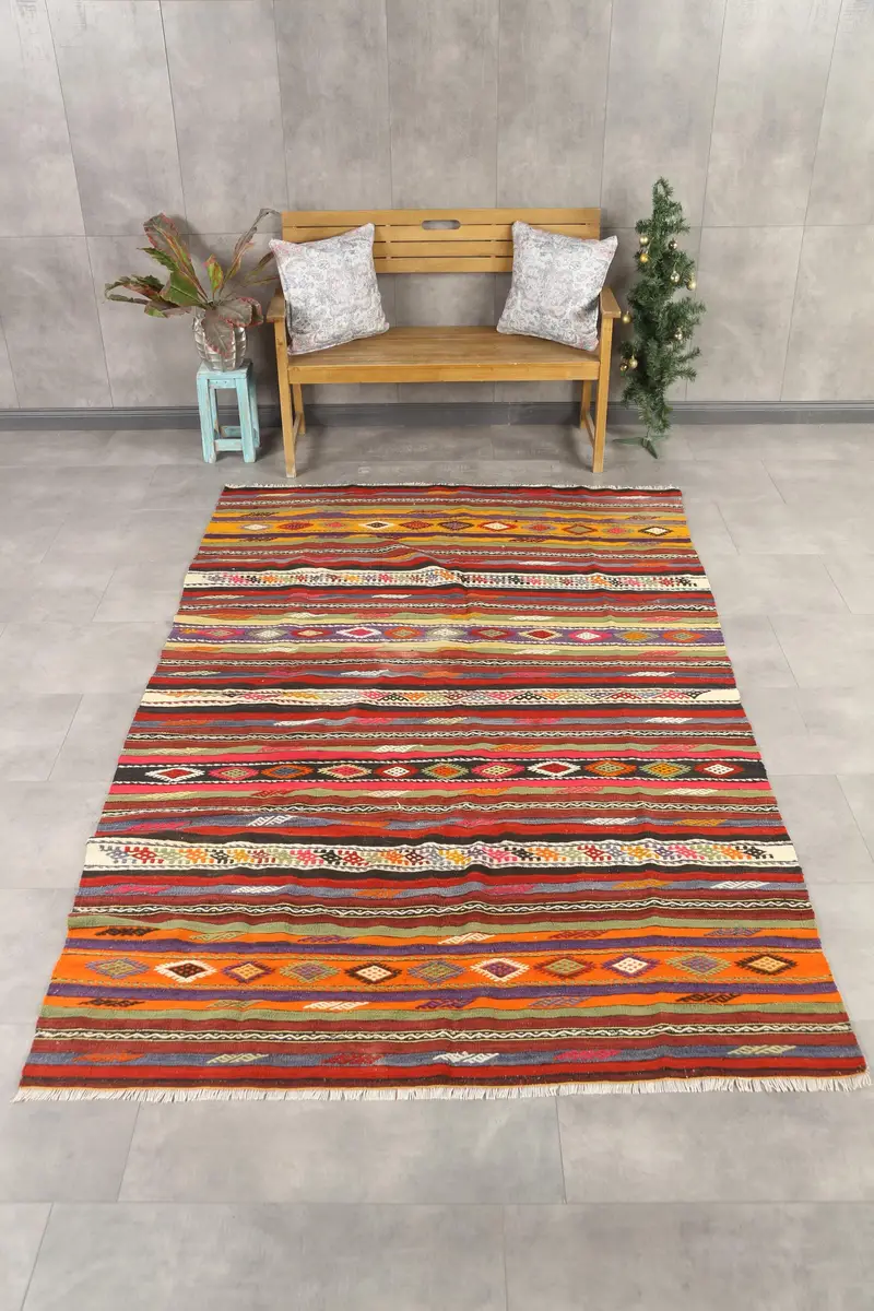 Vintage 5.5x8.9 ft Rug, Kilim Turkish Rug, Red Camouflage Wool Rug - 1