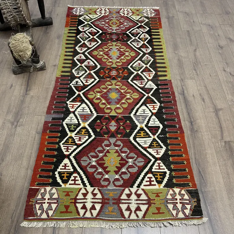 Red and Black Floral Rug, 3x6.7 ft Chic Decor