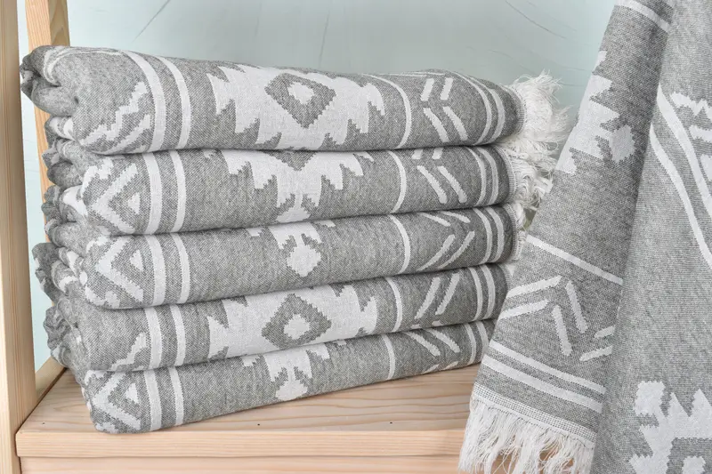 74x40 Cotton Geometric Towel, Bachelorette Party Decorations, Mother Of The Groom Gift, Personalized Bridesmaid Gift, Beach towel, Monogram Towels - 2