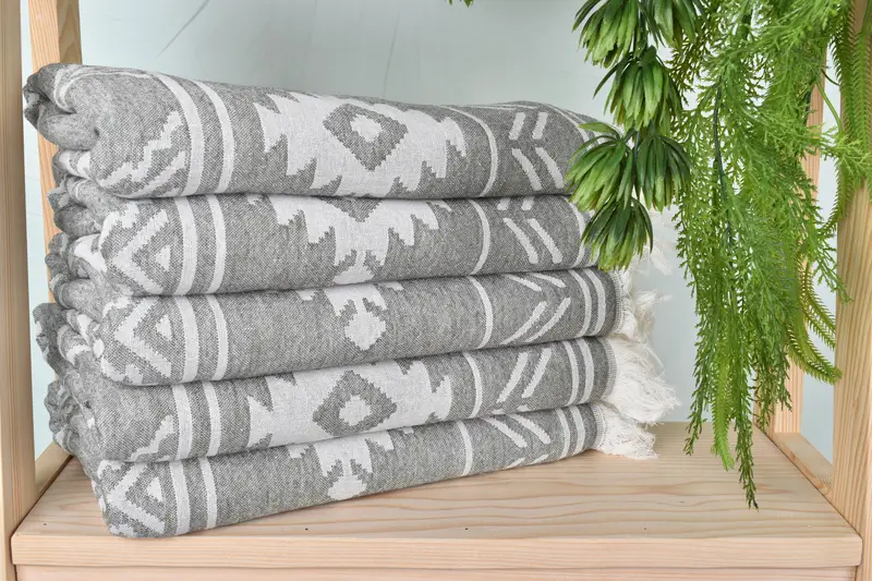 74x40 Cotton Geometric Towel, Bachelorette Party Decorations, Mother Of The Groom Gift, Personalized Bridesmaid Gift, Beach towel, Monogram Towels - 3