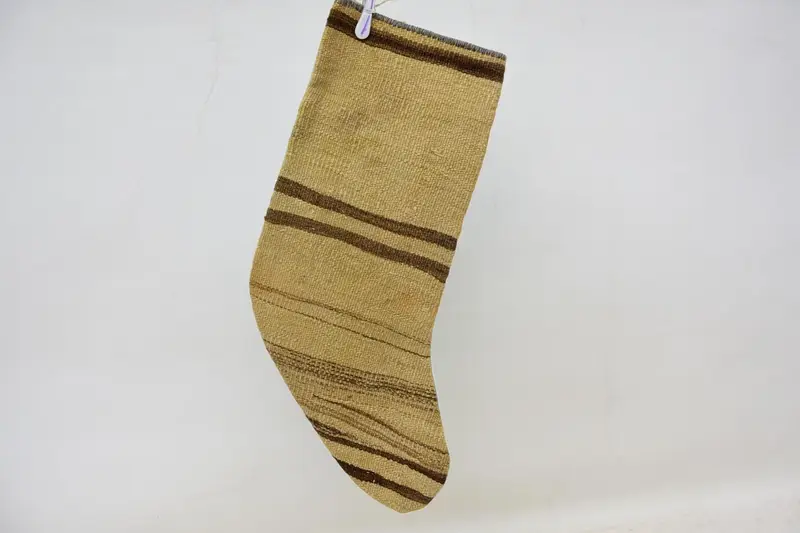 ベージュ & ブラウン クリスマス オーナメント ストッキング、お祝いの休日の装飾