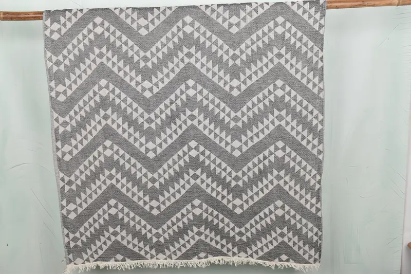 Black Cotton Towel Geometric Pattern Bath Towel, 40x71 Inches