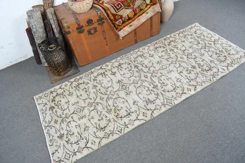 Türk 2.6x6.4 ft Accent Halı, Vintage Halı, Oushak Beyaz Çiçekli Halı - 1