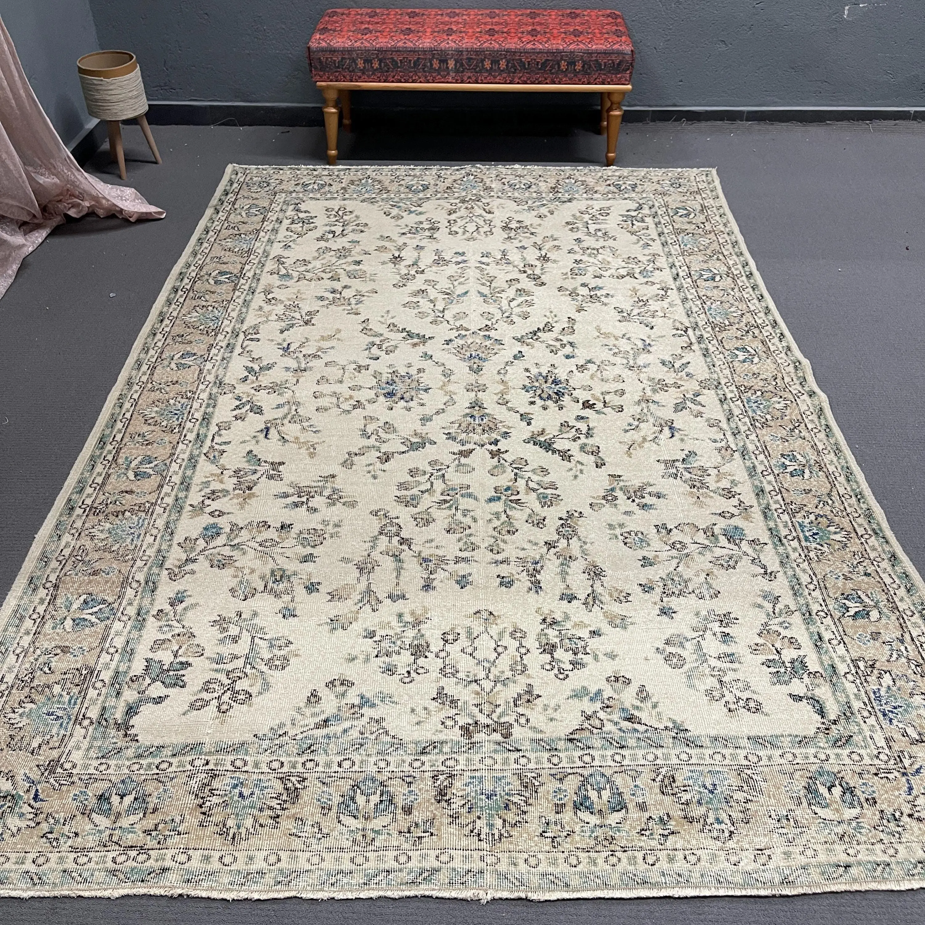 Türk Vintage Halısı, 6.46x9.6 ft Büyük Halı, Beyaz Mavi Çiçekli Halı - 1