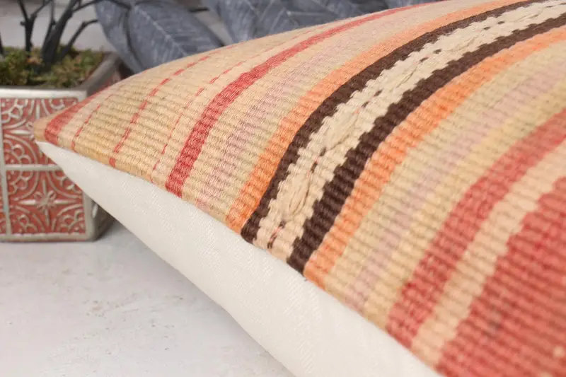 Gift Pillow, Pillow, Nomadic Pillow Sham, Boho Pillow, Vintage Kilim Throw Pillow, Bright Pillow Cover, 16x24 Beige Pillow Case - 7