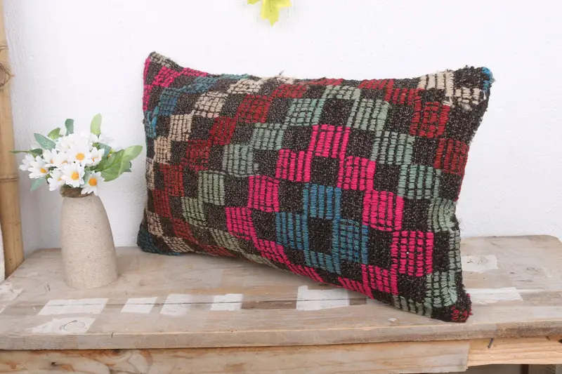 Ethnic Pillow Cover Pillow Case, Cushion Cover, Vintage Pillow, Pillow for Couch, Wholesale Cushion, 12x20 Red Pillow Case, Kilim Pillow Cover - 4