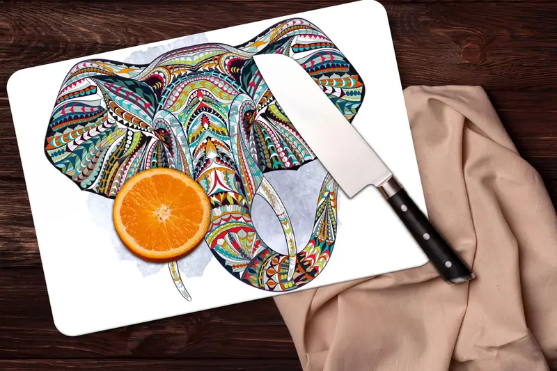 カラフルなエレファントガラスのまな板、モダンなキッチンの必需品