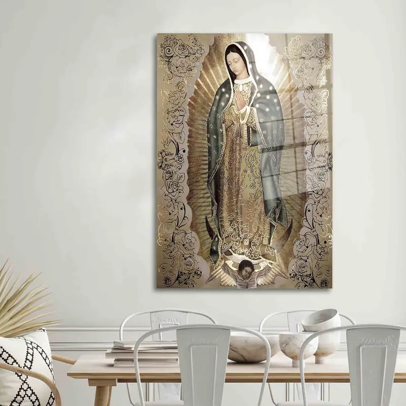 Elegant Printed Glass Featuring Our Lady of Guadalupe