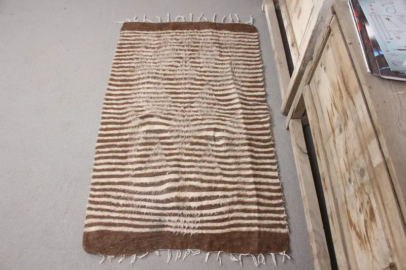 Zarif Bej Ikat Halı, 2,5x4 ft Şık Dekor