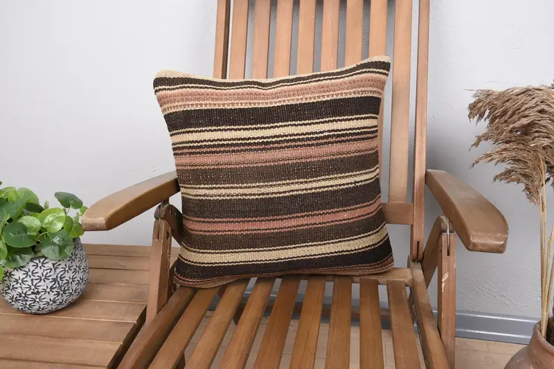 Brown Southwestern Vintage Cushion, Decorative 46x46 cm Pillow Sham, Gift Striped Pillow Case - 1