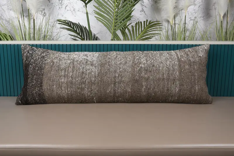 Kahverengi & Gri Çizgili Kırlent, 16x48 Nakışlı Kırlent