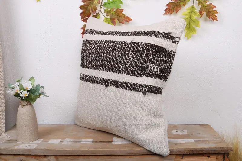 18x18 White Cushion Case, Antique Pillows, Sustainable Cushion Cover, Decorative Throw Pillow Sham, Boho Pillow, Pillow Cover, Throw Kilim Pillow - 4