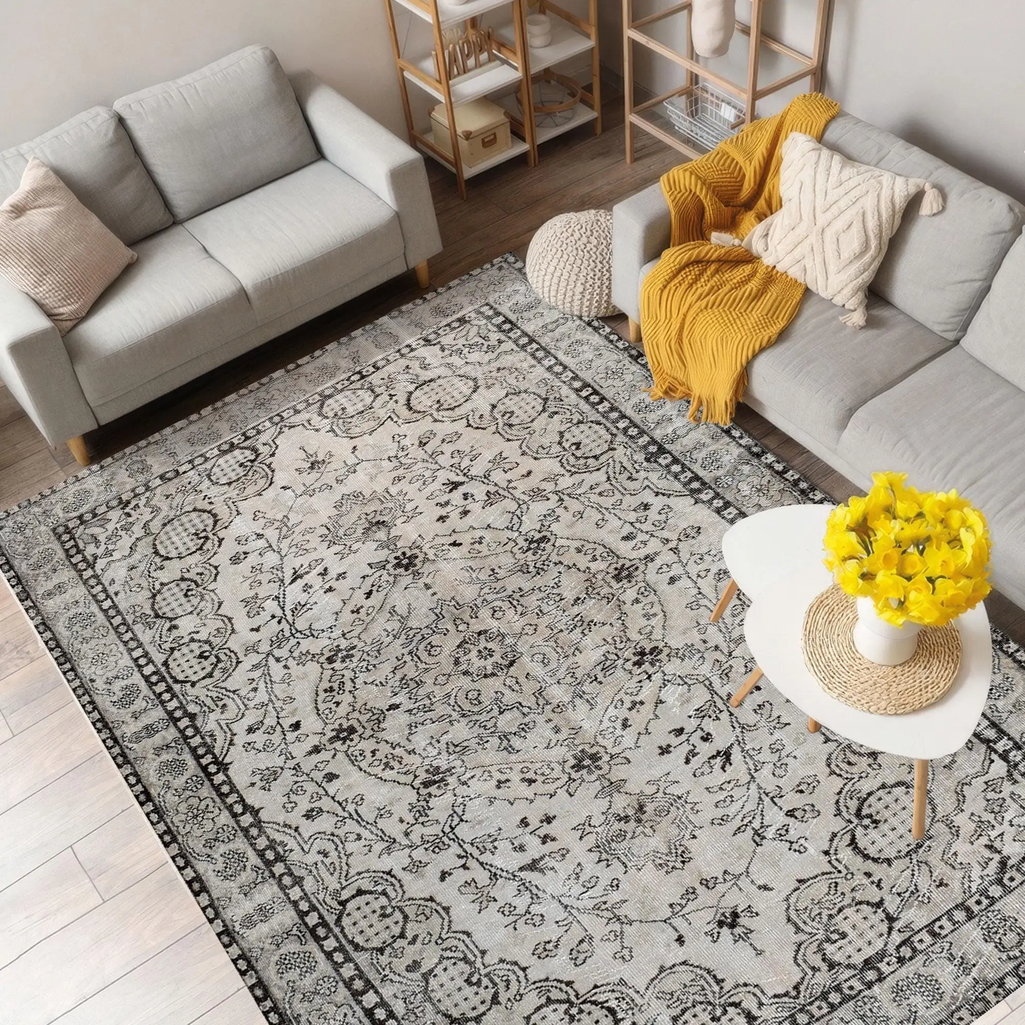 Medallion Vintage Printed Rug: Geometric & Ethnic Patterns - 1