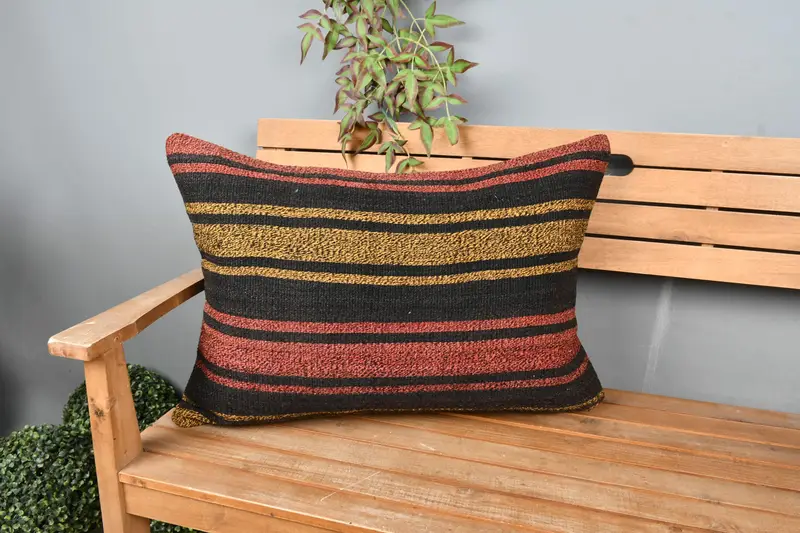 Pillow Case, 20x28 Red Pillow, Tapestry Cushion Cover, Accent Pillow Sham, Throw Kilim Pillow, Handmade Kilim Cushion, Kilim Pillow Cover - 1