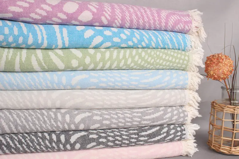 Patterned Organic Cotton Beach Towel Beige, 36x67 Inches