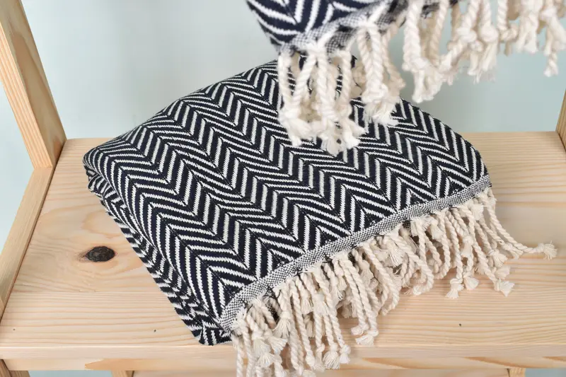 Monogram Beach Towel, Summer Towel, Mother Of The Groom Gift, Bachelorette Party Gifts Bridesmaids, Bridal Shower Favors, 70x40 Cotton Zig zag Towel - 5