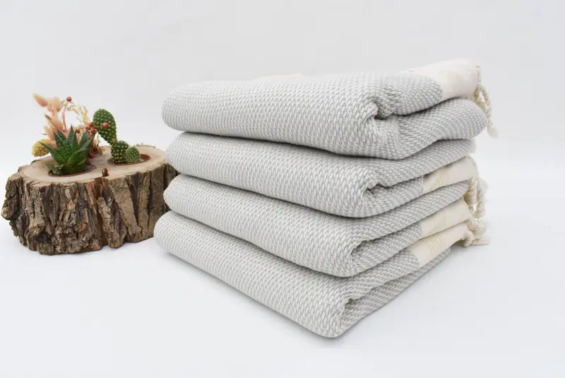 Lightweight Turkish towel, Personalized Bridesmaid Gift, Unique Gift, Sand-resistant towel, 68x40 Cotton Striped Towel, Bachelor Party Favors - 3