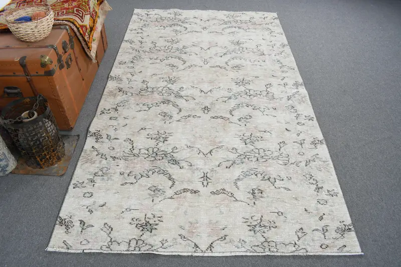 Eleganter beige-grüner Teppich, 4,5 x 7,9 Fuß, geometrisches Blumenmuster