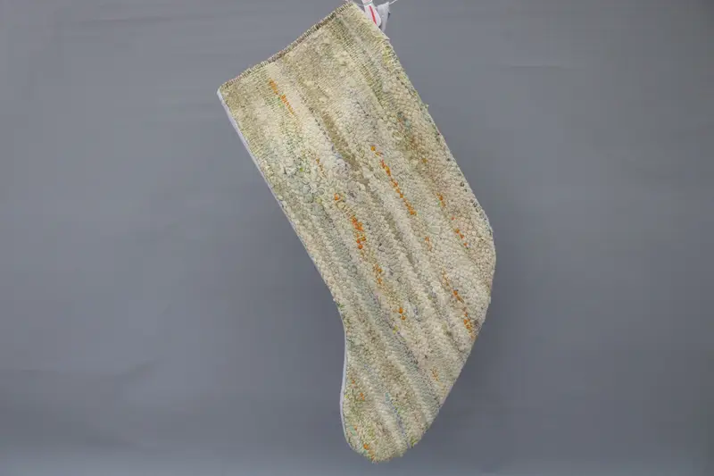 Medias de adornos navideños marrones y beige, decoración festiva navideña