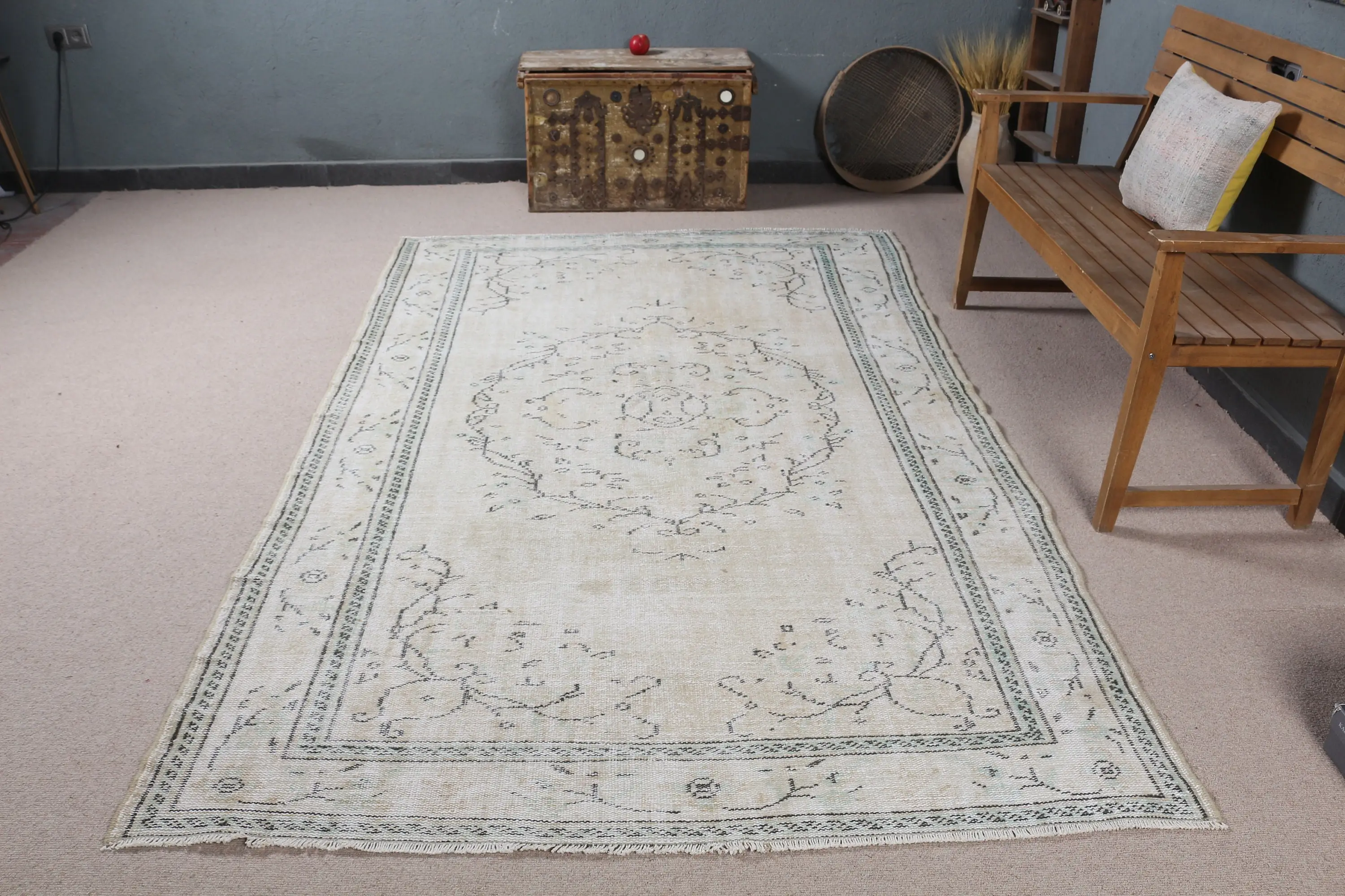 Vintage Türk Halısı, 5.4x8.7 ft Büyük Halı, Beyaz Oryantal Halı - 1