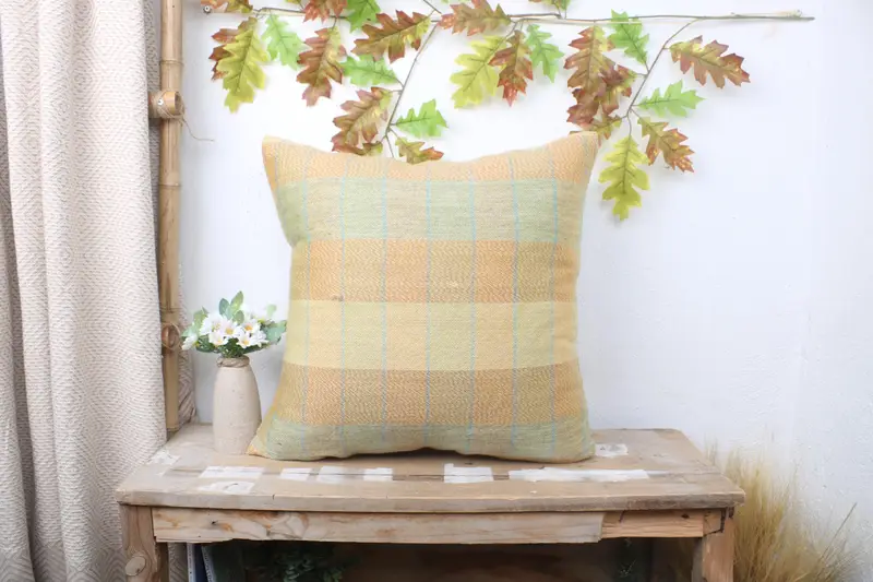 Pillow Cover, Vintage Kilim Throw Pillow, Antique Pillows, 20x20 Brown Pillow, Crochet Pattern Cushion, Kilim Pillow, Vintage Cushion Cover - 1