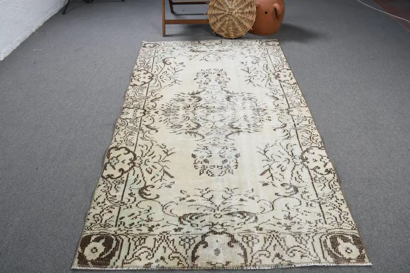Vintage Halı, 4.2x7.4 ft Alan Halısı, Beyaz Kahverengi Oushak Yün Halı - 1