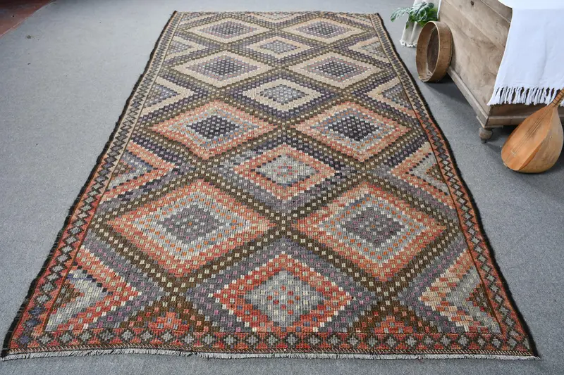 Lila, orangefarbener Blumenteppich, 5,9 x 11,1 Fuß, schickes Dekor