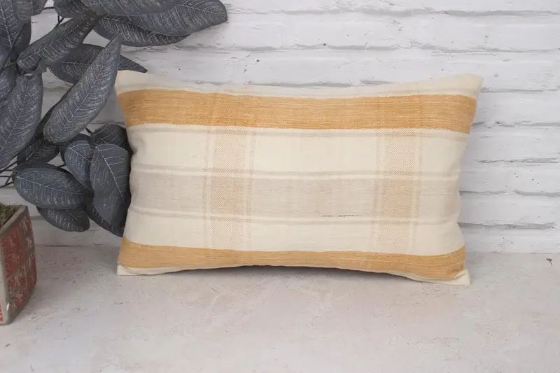 Cubierta de cojín, almohada de kilim turco, almohada blanca de 12x20, almohada de alfombra de kilim étnico, cojín de lanzamiento de diseñador, caja de almohada de patio, almohada de kilim - 1