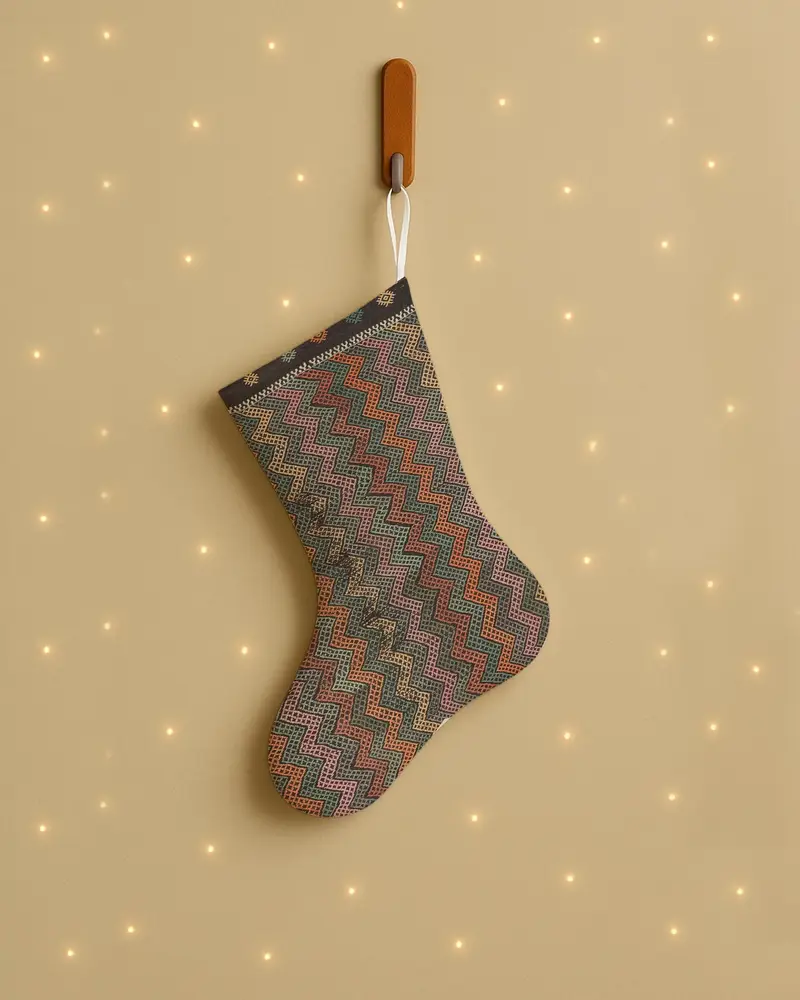 Media navideña festiva verde y roja, media navideña de 20 pulgadas de ancho