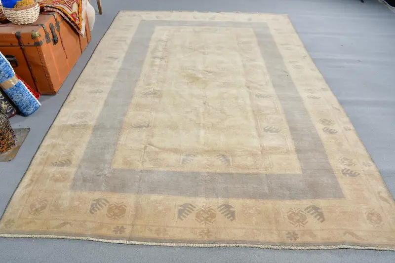 Alfombra grande vintage Oushak 6,5x9,7 pies (198x296 cm), alfombra turca de lana abstracta beige - 1