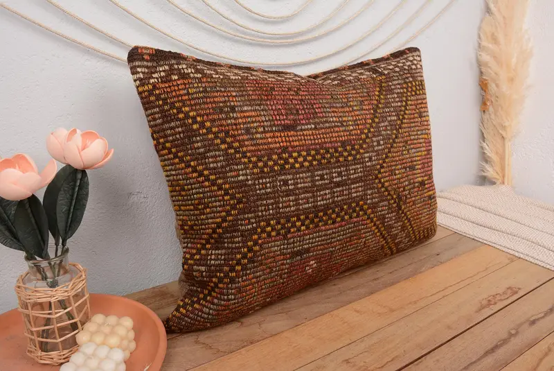 Geometrisches Kissen in Orange und Braun, handgefertigtes Vintage-Kissen