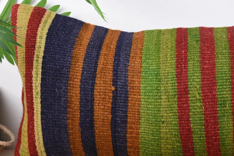 Kilim Pillow Cover, Cushion Case, Knitted Pillow Sham, Gift Pillow, Kilim Pillow, Boho Throw Cushion Case, 12x36 Green Pillow - 2