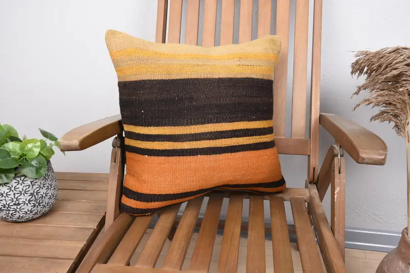 Striped Throw Euro Sham, 46x46 cm Yellow Pillowcase, Art Deco Square Gift Cushion Cover - 1