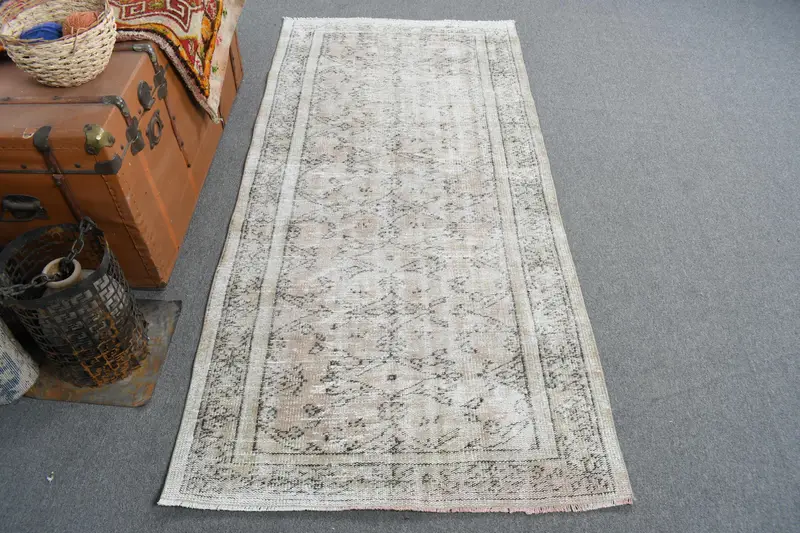 Elegante alfombra persa beige y negra, 90 x 180 cm