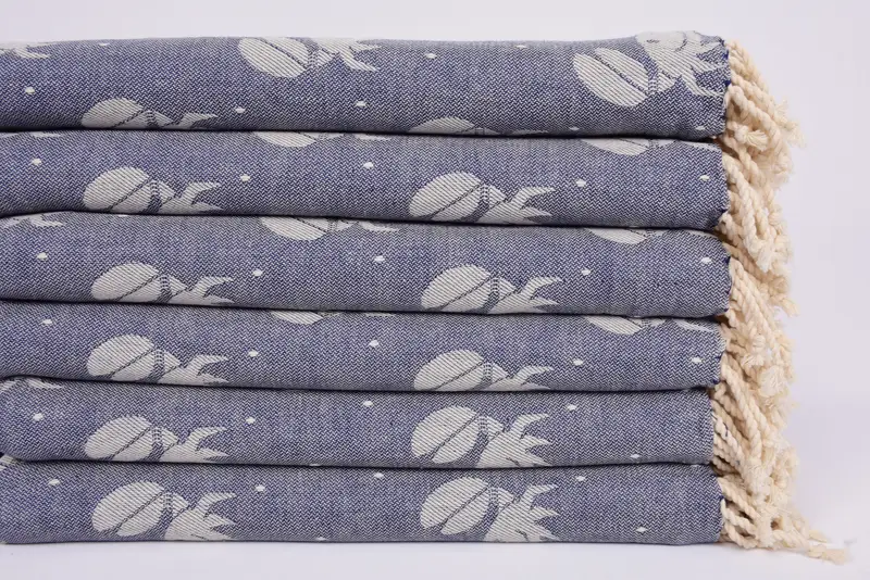 Soft towel, 68x40 Cotton Crab Design Towel, Wedding Anniversary Gift, Holiday Towel, Bridal Party Gifts, Lightweight towel, Hammam towel - 4