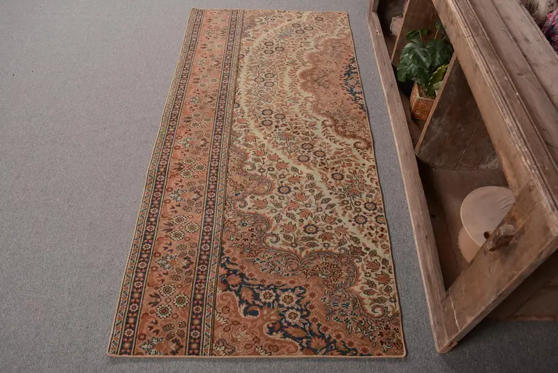 エレガントなオレンジ&ベージュのラグ、2.8x6フィートのペルシャ柄