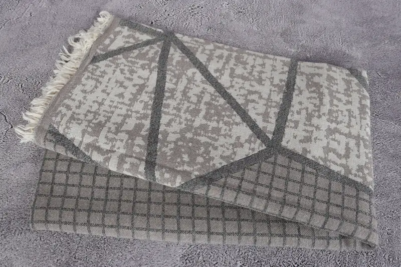 Sandfreies Handtuch, Bio-Handtuch, 70x40 Baumwoll-Asymmetrie-Designtuch, Geschenk des ersten Hochzeitstags, Sticktücher, personalisiertes Hochzeitsgeschenk - 7