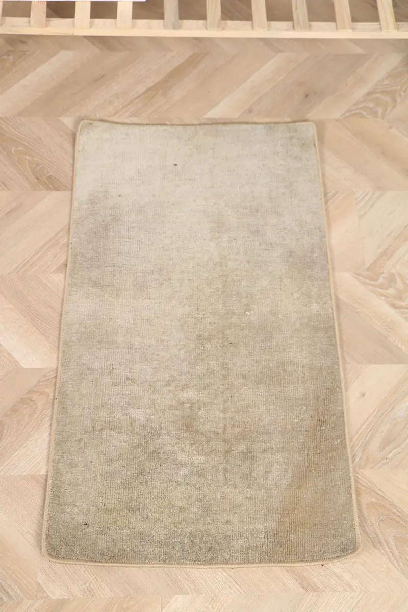 Vintage Türk Küçük Halısı 1.6x3 ft, Kahverengi Gri Bordürlü Yün Halı - 1