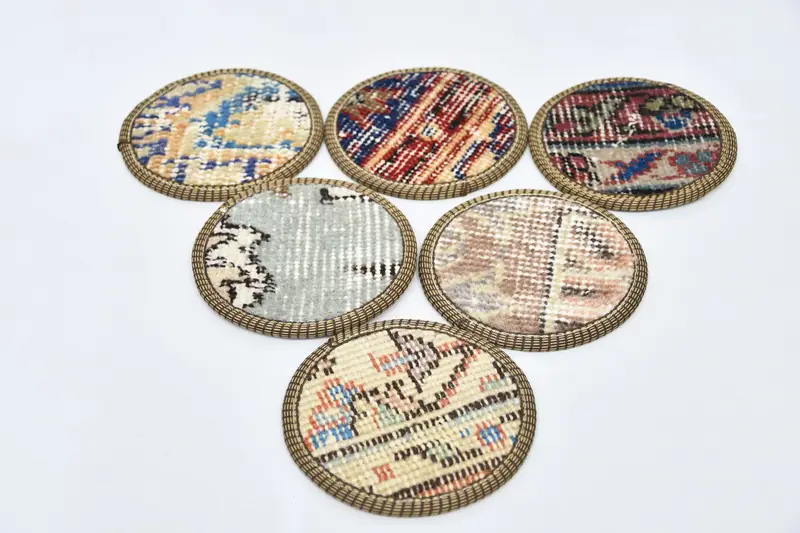 Posavasos tejidos en azul y beige, juego de seis posavasos