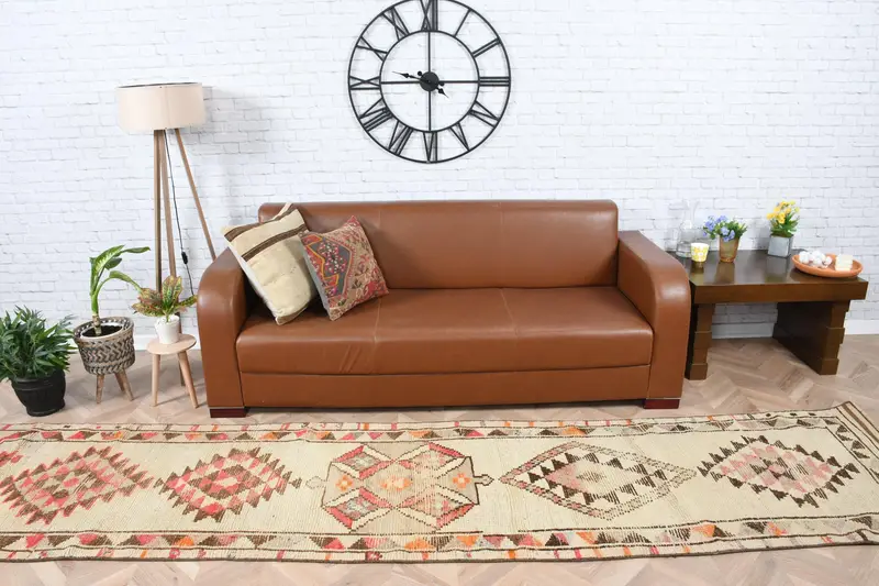 2.7x12.1 ft Runner Türk Halısı, Vintage Halı, Kahverengi Kırmızı Hayvan Baskılı Yün Halı - 1
