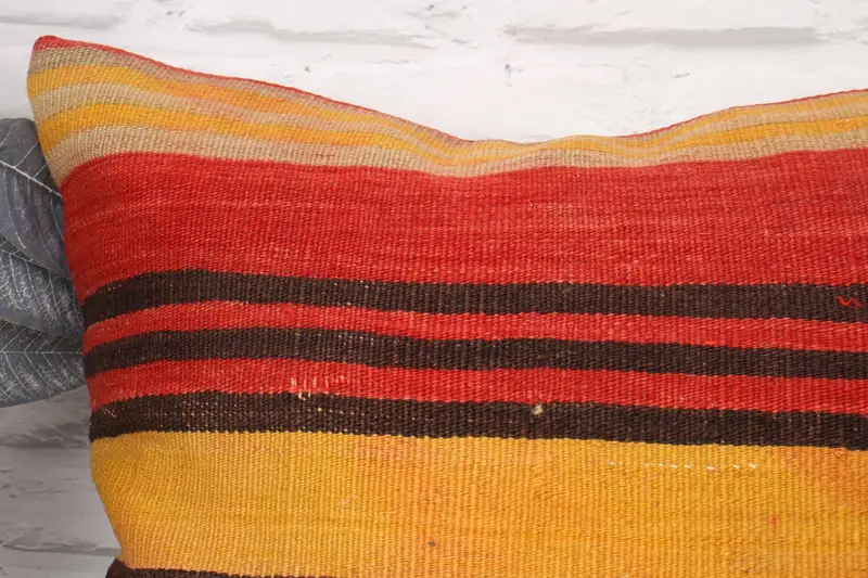 Turkish Rugs Cushion, 20x20 Red Cushion Cover, Antique Pillows, Pillow Sham, Accent Pillow, Turkish Kilim Pillow, Ethnical Kilim Rug Pillow - 2