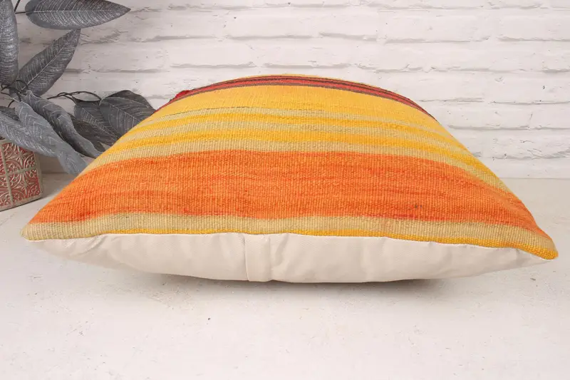 Turkish Rugs Cushion, 20x20 Red Cushion Cover, Antique Pillows, Pillow Sham, Accent Pillow, Turkish Kilim Pillow, Ethnical Kilim Rug Pillow - 5